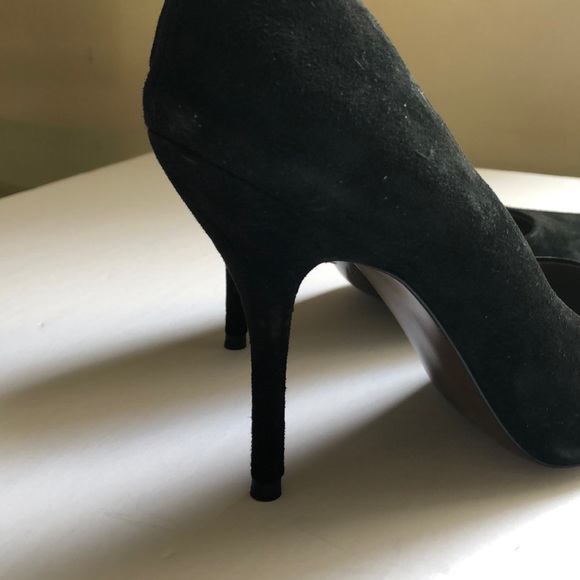 Black Suede Calvin Klein Collection Pumps - Picture 4 of 4